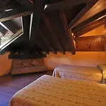 Medieval El Manjon Inn Barros