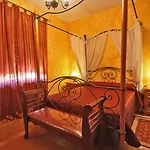 Medieval El Manjon Inn