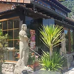 Medieval El Manjon 3* Barros