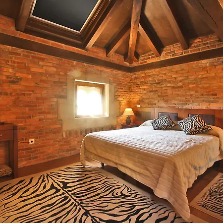 Medieval El Manjon Мини-отель Баррос