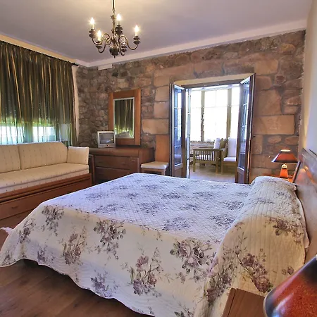 Kro Medieval El Manjon 3*