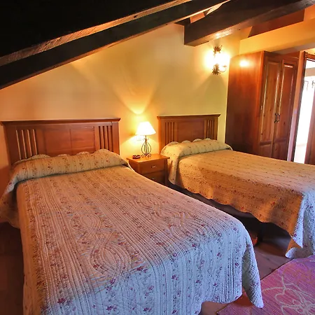 Мини-отель Medieval El Manjon Баррос