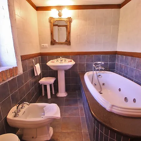 Kro Medieval El Manjon 3*