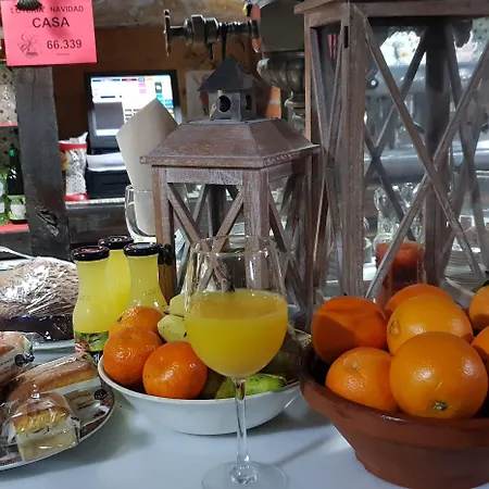 Мини-отель Medieval El Manjon Баррос