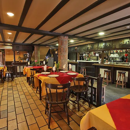 Medieval El Manjon 3*