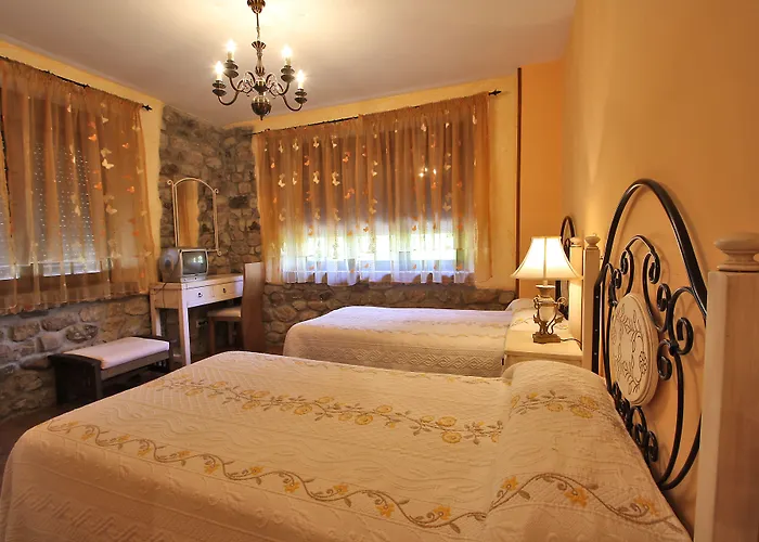 여관 Medieval El Manjon Barros