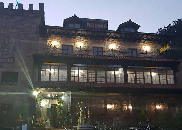 Medieval El Manjon 여관 Barros