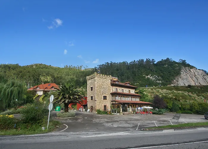 Medieval El Manjon 여관