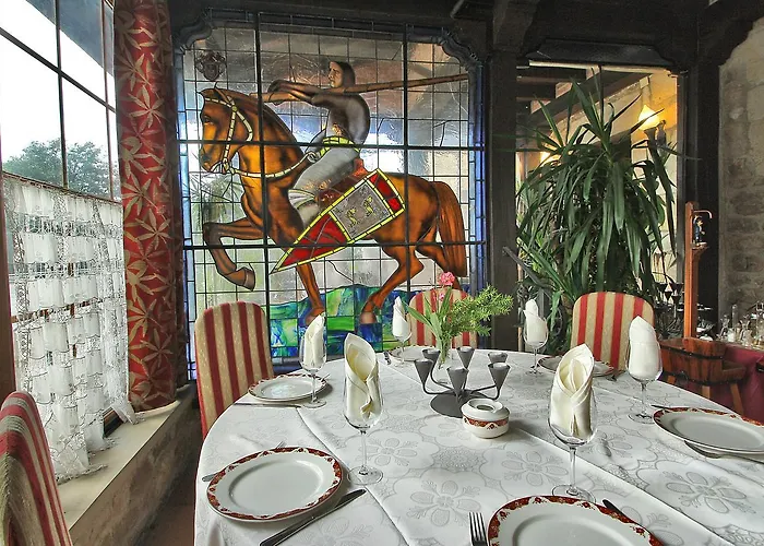 Medieval El Manjon 3* Barros